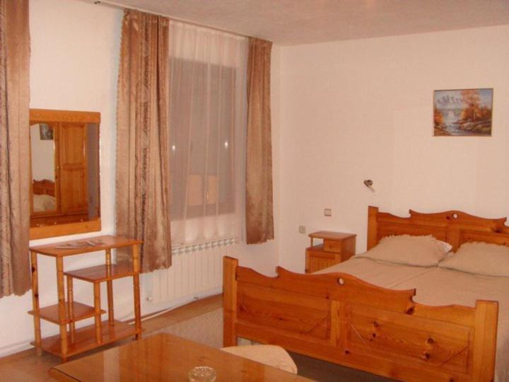 Family Hotel Markony Pamporovo Kültér fotó
